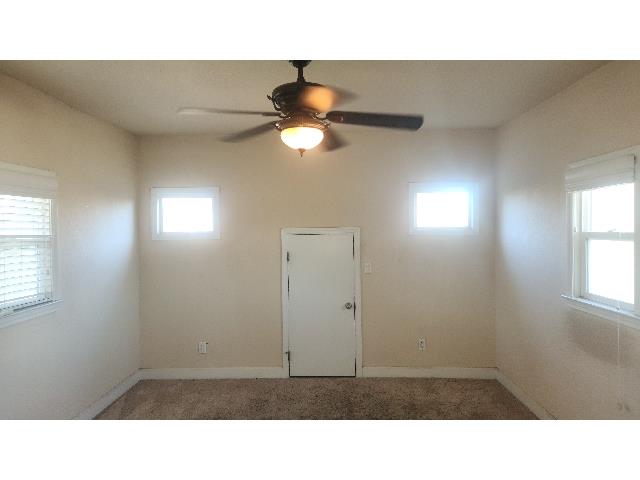 718 E Clinton Ave, Fresno, CA 93704