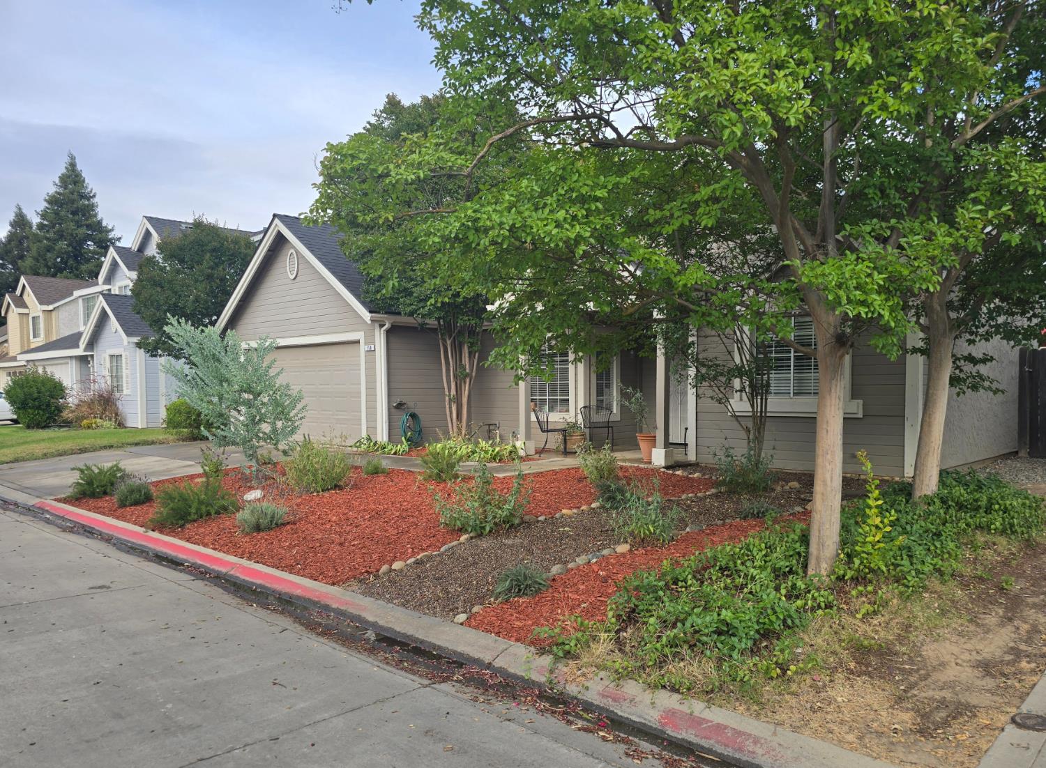 8665 N Cedar Ave #118